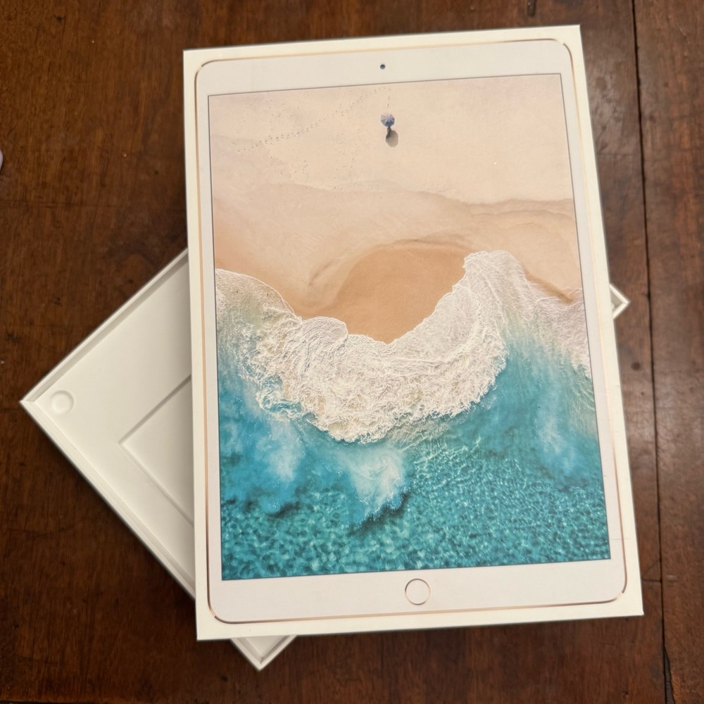 BOX ONLY!! Apple iPad Pro Empty Box (10.5 in.)